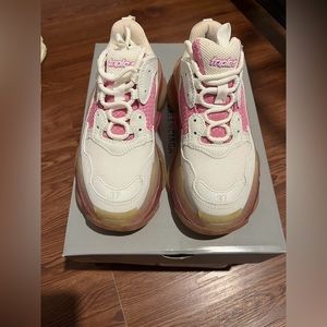 Balenciaga Fabric Mesh Clear Sole Womens Triple S Sneakers White Pink